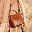 Summer new oil wax cowhide leather handbags wild portable bucket bag simple shoulder messenger bag