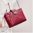 Korean version of the new fashion leather women's bag small bag small fragrance wind diamond chain bag fashion shoulder messenger bag