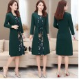 Fake two-piece lace dress, long-sleeved autumn dress, mother dress, female large size slim mid-length bottoming skirt