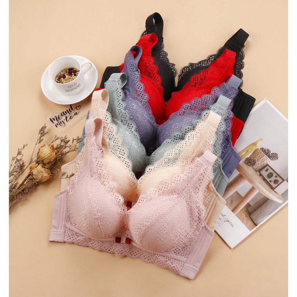 New products without steel rims, comfortable bras, small chests, gathered, adjustable, comfortable, thin, thick and thick