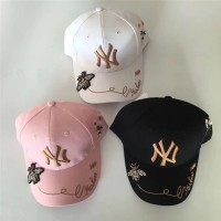 New tide brand baseball cap wild solid color hat small bee casual couple men and women shade cap