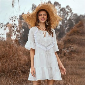 Spring and summer new solid color stitching ruffle fringed neckline lace trumpet sleeve dress