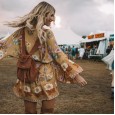 Summer new bohemian print dress with large cuffs and V-neck smock
