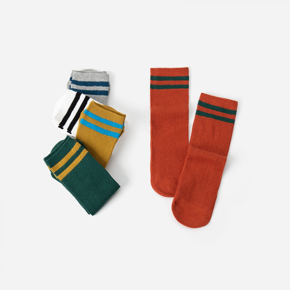 1-7 years old college wind and color striped medium tube socks 1 pair