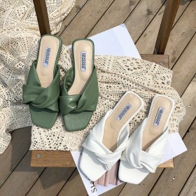 Summer new fashion lotus leaf Roman soft bottom open toe wild beach vacation tide female cool half drag