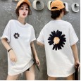 Summer new small daisy short-sleeved T-shirt women loose cotton mid-length half-sleeved shirt tide
